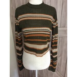 NWOT Abound medium long sleeve striped crop top